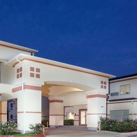 Super 8 By Wyndham Brenham Tx Hotell Eksteriør bilde