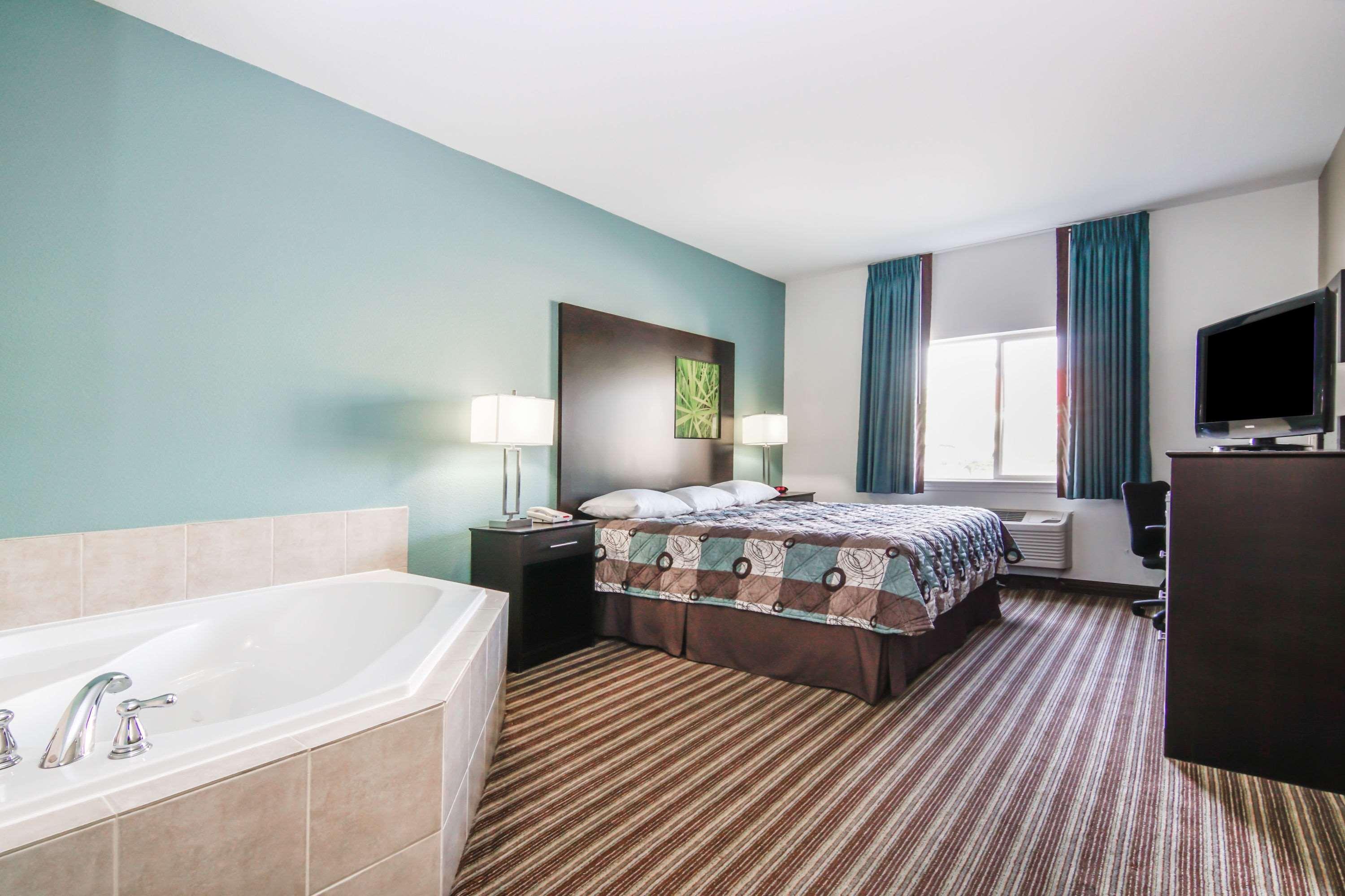 Super 8 By Wyndham Brenham Tx Hotell Eksteriør bilde
